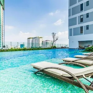 Genius River Gate Free Pool 호치민